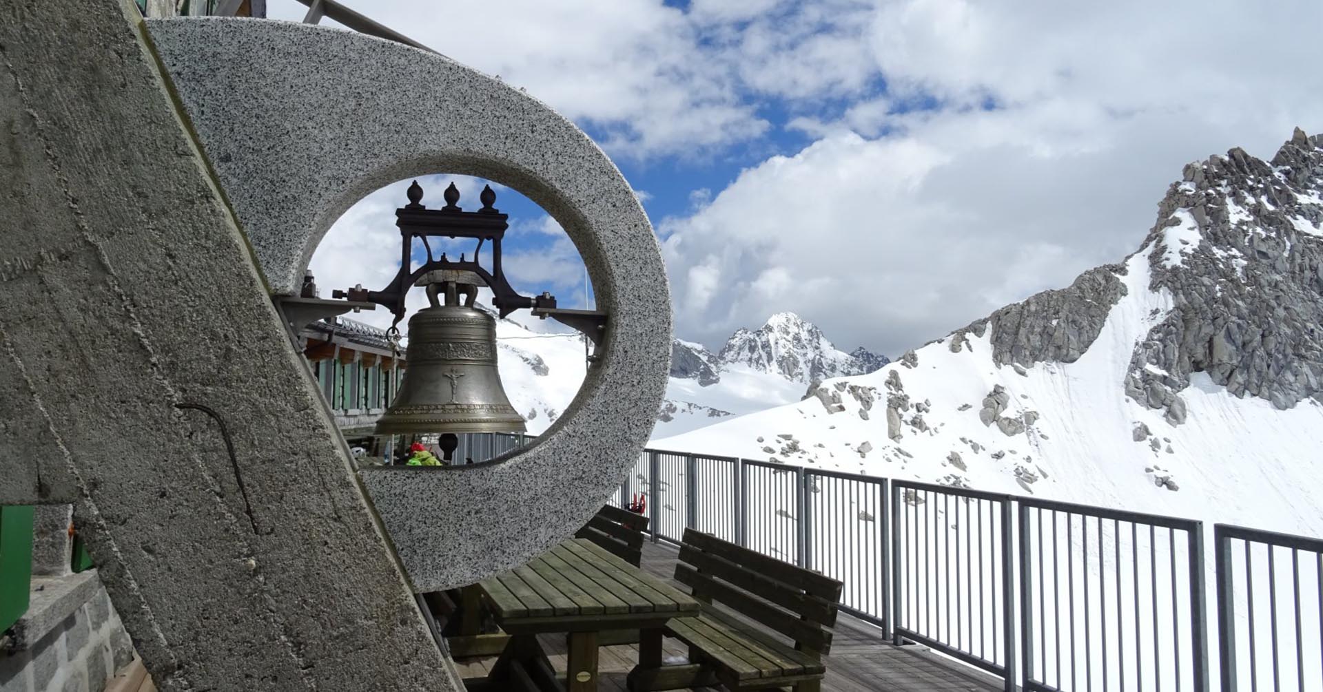 Il Rifugio ai caduti dell'Adamello pronto per l'estate